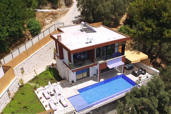 Villa Gökyüzü, Korunaklı Havuzlu, Deniz Manzaralı, Şömineli Villa 2