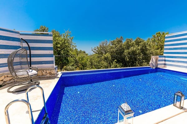 Villa Sansa-3, Jakuzili, Muhafazakar Yüzme Havuzlu 3