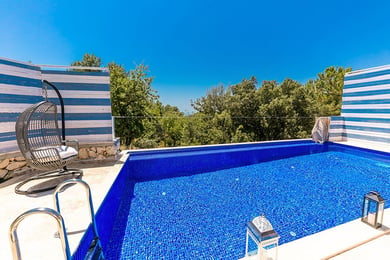 Villa Sansa-3, Jakuzili, Muhafazakar Yüzme Havuzlu 3