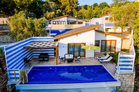 Villa Sansa-3, Jakuzili, Muhafazakar Yüzme Havuzlu Villa 1