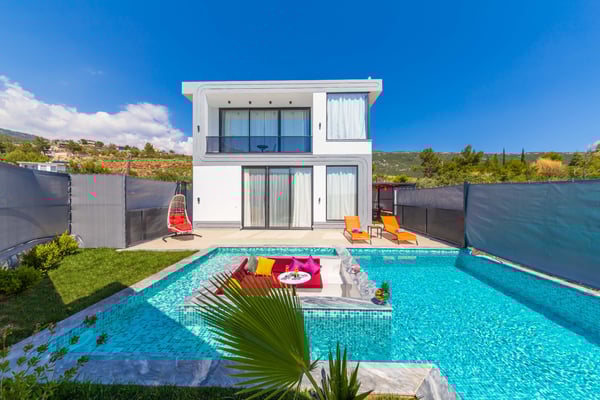 Villa Meşk, Doğa İçerisinde, Suit Odalı, Geniş Havuzlu Villa 3