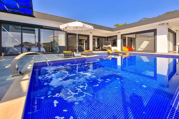 Villa Denge, Kapalı Havuzlu, Hamam, Sauna ve Jakuzili 2
