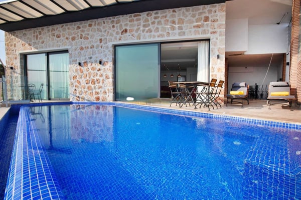 Villa Sarman, Kalkan Bölgesinde, Hamam ve Saunalı, Deniz Manzaralı Balayı Villası, 1