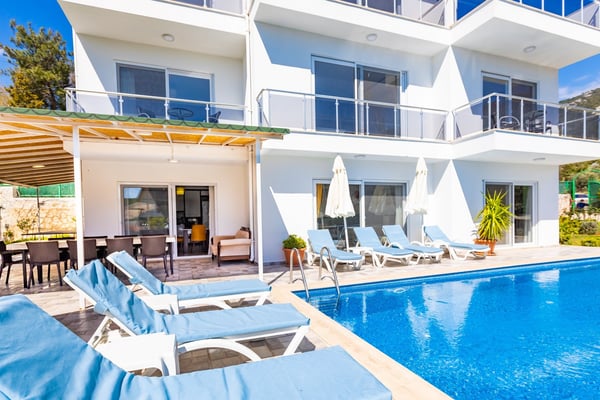 Villa Alto, Kalkan`da, 5 Odalı, 10 Kişilik Korunaklı Villa 2