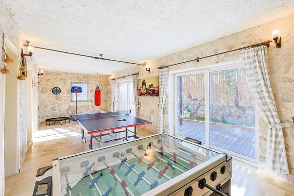 Villa Müstesna-1, Üç Odalı, Jakuzili, Korunaklı Lüks Villa 3