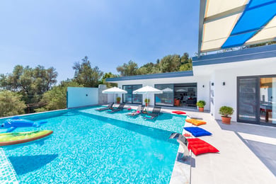 Villa Dibek, Jakuzi ve Sonsuzluk Havuzlu 1