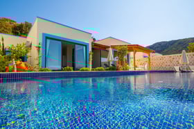 Villa Sumirela-6, Kalkan Bölgesinde, 4 Kişilik, Kapalı Havuz ve Saunalı 1