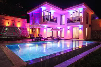 Villa Dali, Patara Merkezde, Doğa İçerisinde Jakuzili Villa 1