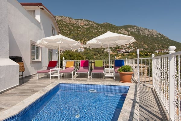 Villa Esinti, Çocuk Havuzlu, Jakuzili, Doğa İçerisinde Villa 2