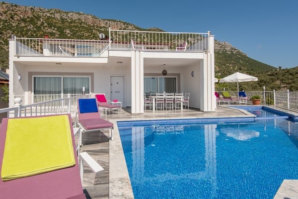 Villa Esinti, Çocuk Havuzlu, Jakuzili, Doğa İçerisinde Villa 1