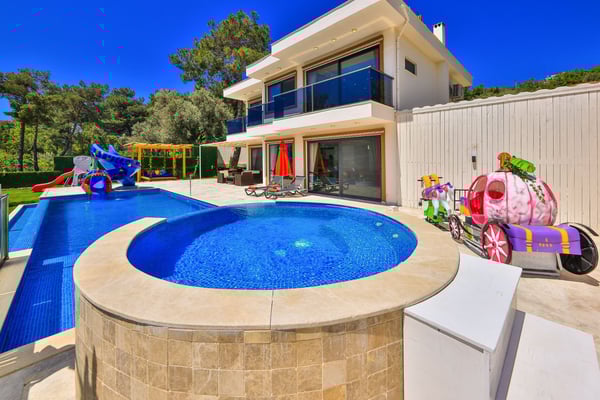 Villa Panayır, Çocuk Parklı, Jakuzi ve Saunalı 2
