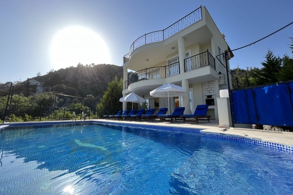 Villa Gaven, Kalkan`da, Dört Odalı, Jakuzili, Korunaklı Lüks Villa 1
