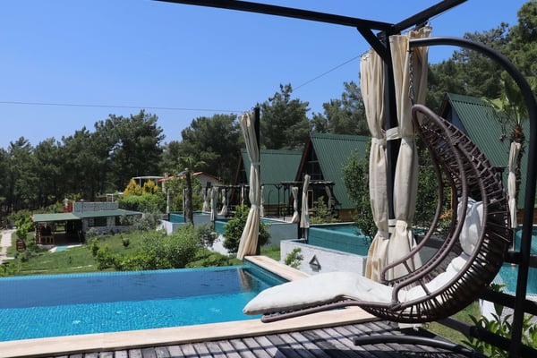 Bungalov Sina-3, 2 Odalı, Korunaklı Havuz 3