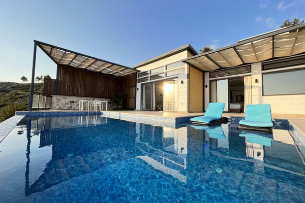 Villa Pile-4, Deniz Manzaralı, İki Kişilik, Jakuzili, Kapalı Havuzlu 1