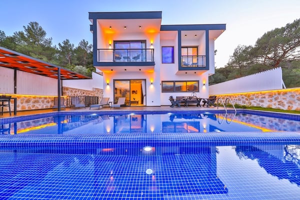 Villa Argus-1, Kalkan`da, 2 Odalı, Jakuzili, Jeneratörlü 1
