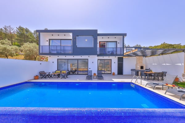 Villa Argus-2, Kalkan`da, Sauna, Hamam ve Çift Jakuzili, Korunaklı Lüks Villa 1