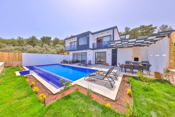 Villa Argus-2, Kalkan`da, Sauna, Hamam ve Çift Jakuzili, Korunaklı Lüks Villa 2
