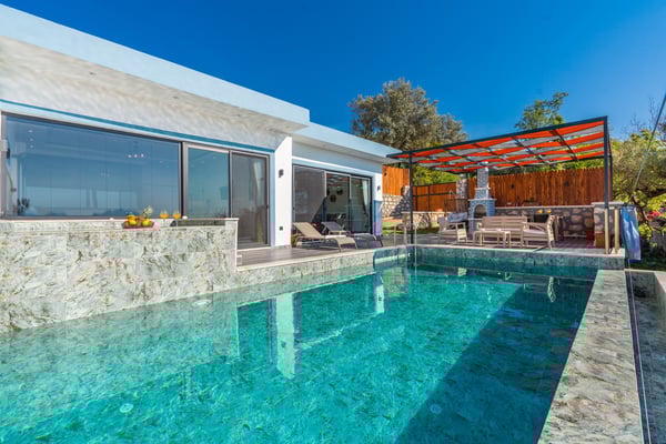 Villa Azem, Kalkan Bölgesinde, Jakuzili, Muhafazakar Balayı Villası 1