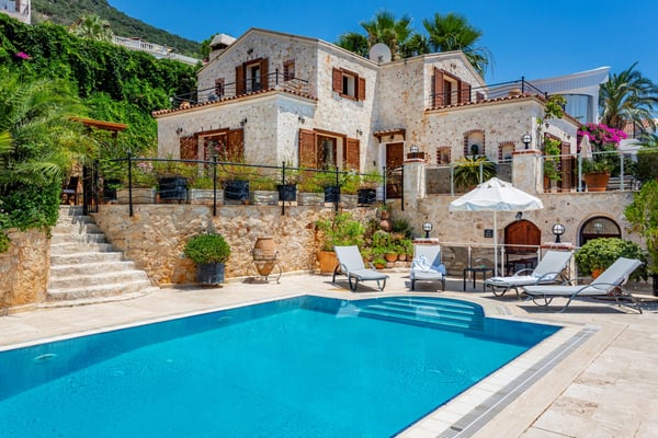 Villa Kafka, Muhteşem Deniz Manzaralı, 4 Odalı Lüks Villa 1