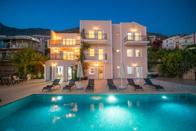 Villa Karamela, Deniz Manzaralı, 12 Konuk Kapasiteli Lüks Villa 1