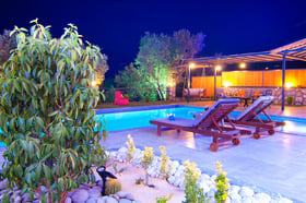 Villa Melon, Jakuzili, İki Odalı, Muhafazakar Villa 1