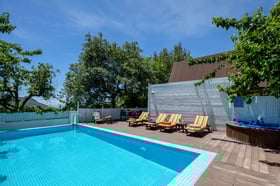 Villa Minel-3, Deniz Manzaralı, Korunaklı ve Geniş Havuzlu Villa 3