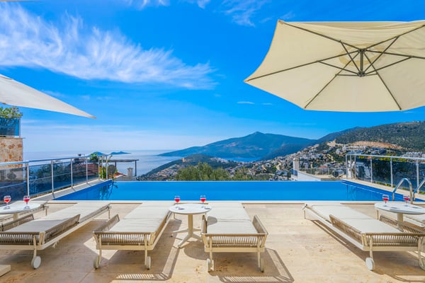 Villa Aheste-1, Kalkan`da, 10 Kişilik, Muhteşem Manzaralı 3