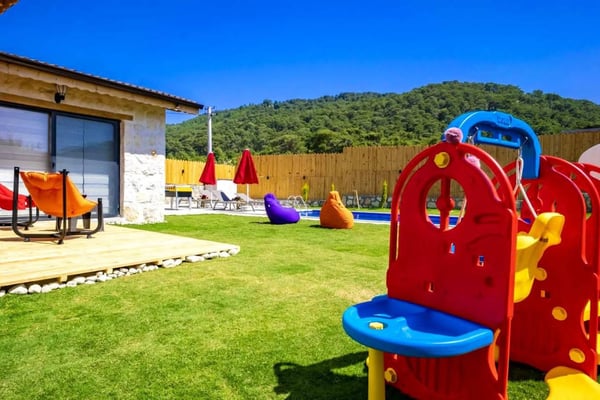 Villa Merry, Antalya Kalkan Bölgesinde, 2 Odalı, Taş Mimari Villa 3