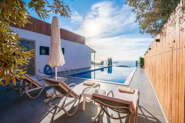 Villa Bianos-1, Kalkan Bölgesi`nde, Jakuzili, Korunaklı Havuzlu Villa 2