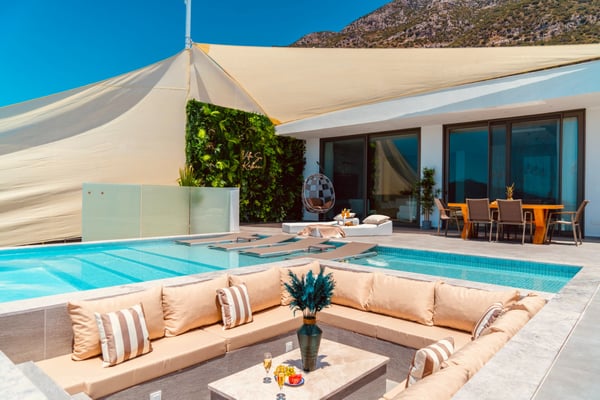 Villa Buhar, Sauna ve Jakuzili, Geniş Yüzme Havuzlu, Muhafazakar Villa 3