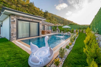 Villa Monata-6, Fethiye`de Korunaklı Havuzlu, Jakuzili Balayı Villası 1