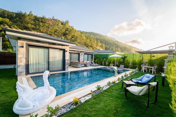 Villa Monata, Fethiye`de Korunaklı Havuzlu, Jakuzili Balayı Villası 1