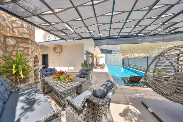 Villa Yazla-1, Kalkan Bölgesinde, Çift Jakuzili, Muhafazakar Villa 1
