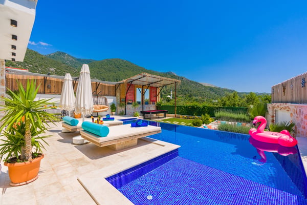 Villa Parla, Jakuzili, Korunaklı Havuzlu, 3 Odalı 3
