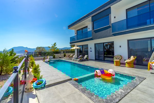 Villa Notos‑1, Çift Jakuzi & Sauna, 4 Kişilik & Lüks 1