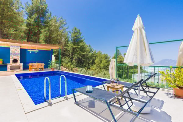 Villa İlithya-2, Kalkan Bölgesinde, Jakuzili ve İki Odalı 2