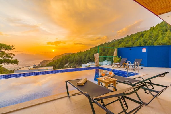 Villa İlithya-2, Muhafazakar, Jakuzili ve İki Odalı 2