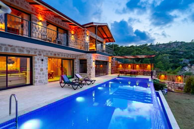 Villa Rastık-2, Kalkan Bölgesinde, 2 Odalı, Kapalı Isıtmalı Havuzlu 1