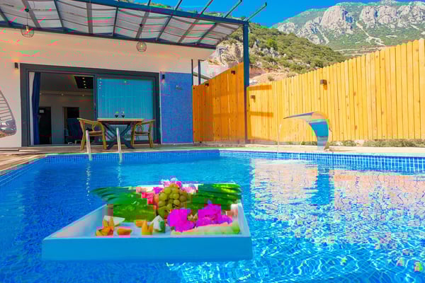 Villa Çilli-7, Kahvaltı Dahil, Jakuzili, Muhteşem Deniz Manzaralı ve Muhafazakar 1