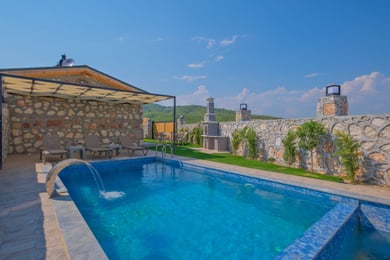 Villa Kup-1, Doğa İçerisinde, Tek Odalı, Balayı Villası 1