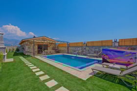 Villa Kup-2, Doğa İçerisinde, Tek Odalı, Balayı Villası 1