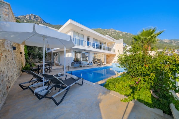 Villa Şiraz-1, Kalkan Bölgesinde, 4 Odalı, Deniz Manzaralı 1