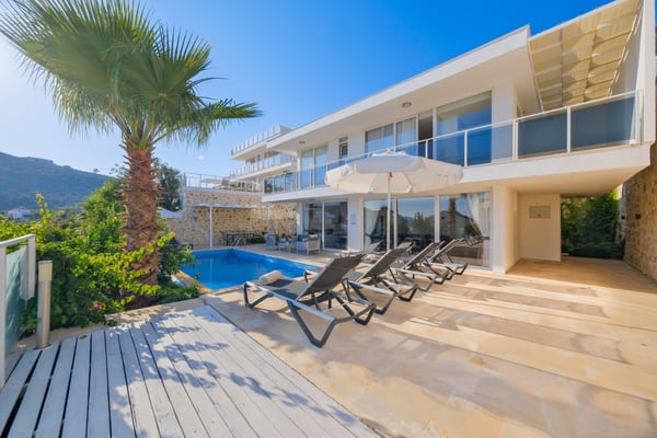 Villa Şiraz-1, Kalkan Bölgesinde, 4 Odalı, Deniz Manzaralı 2