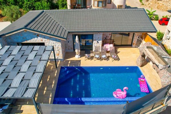 Villa Jumbo-1, Kalkan Bölgesinde, 2 Odalı, Jakuzili ve Muhafazakar 3