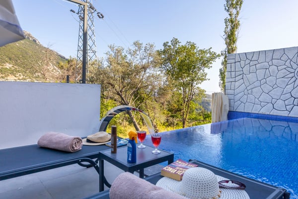 Villa Kayacan-2, Kalkan Bölgesinde, 2 Odalı ve Jakuzili 2