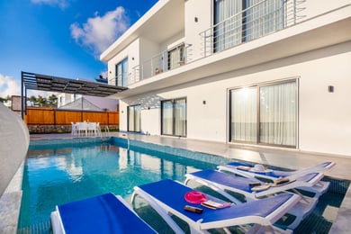 Villa Bernis-2, Süit Odalı, Korunaklı Havuzlu Jakuzili Villa 1