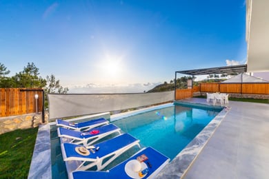 Villa Bernis-2, Süit Odalı, Korunaklı Havuzlu Jakuzili Villa 2