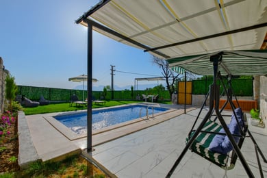 Villa Tuil, Kalkan Bölgesinde, Jakuzili, Korunaklı Havuzlu 2