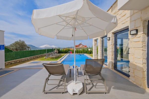 Villa İbi-1, Fethiye Bölgesinde, Çift Jakuzili, Saunalı ve 4 Odalı 3