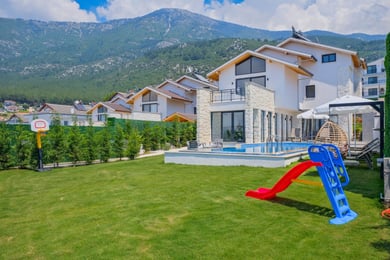 Villa İbi-2, Fethiye Bölgesinde, Çift Jakuzili, Saunalı ve 4 Odalı 1